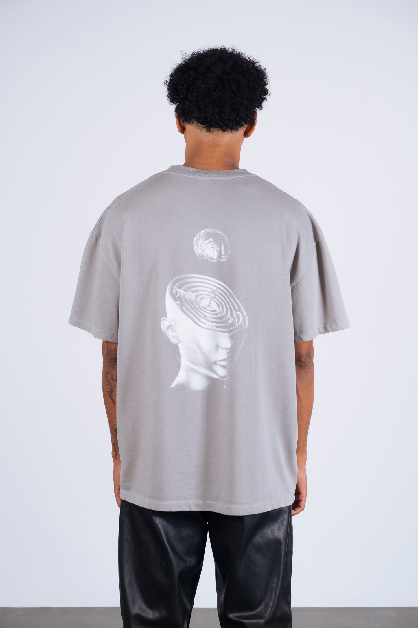 PRESENT T-SHIRT CLOUDBURST