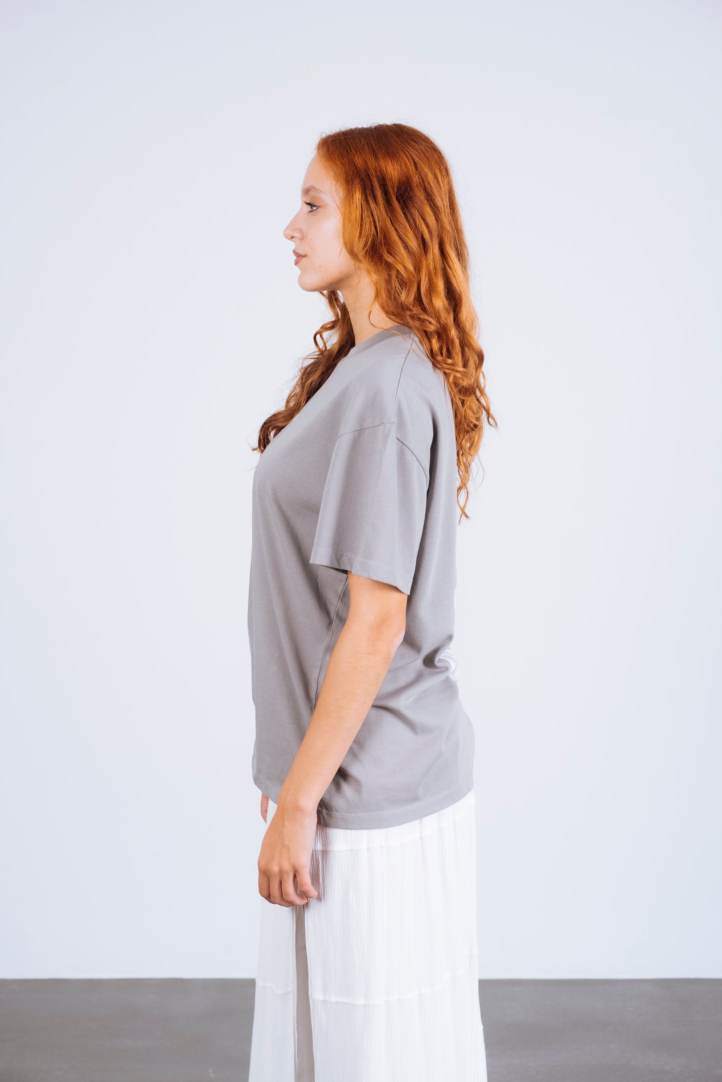 PRESENT T-SHIRT CLOUDBURST