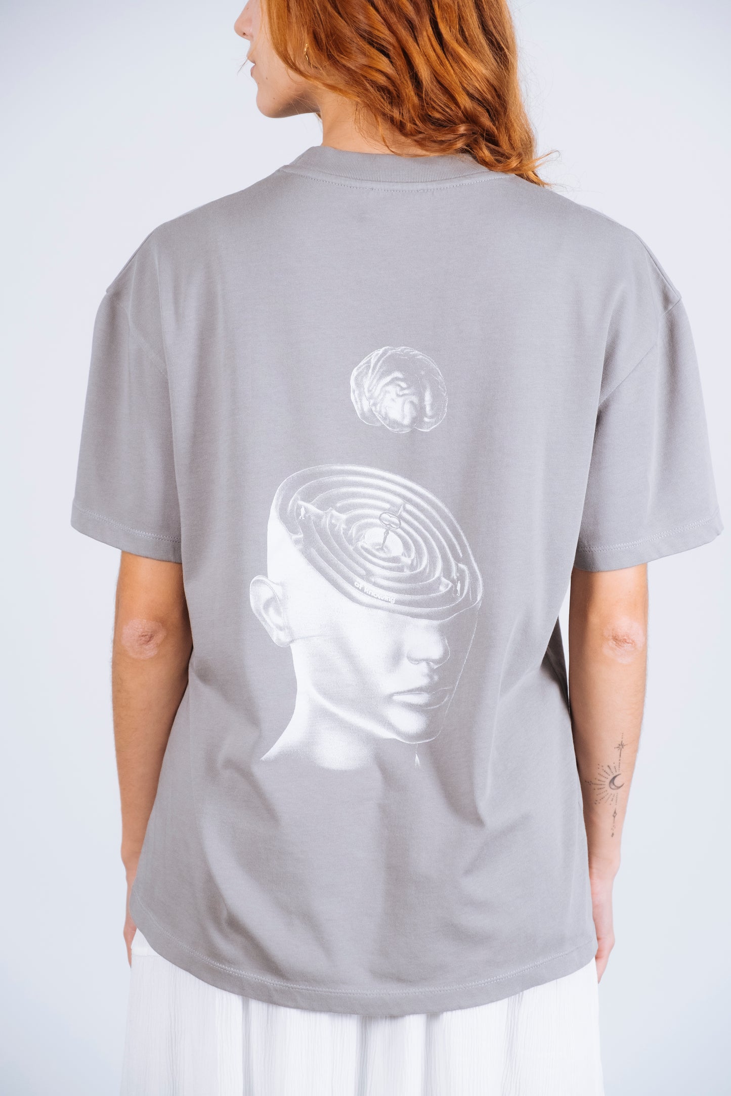 PRESENT T-SHIRT CLOUDBURST